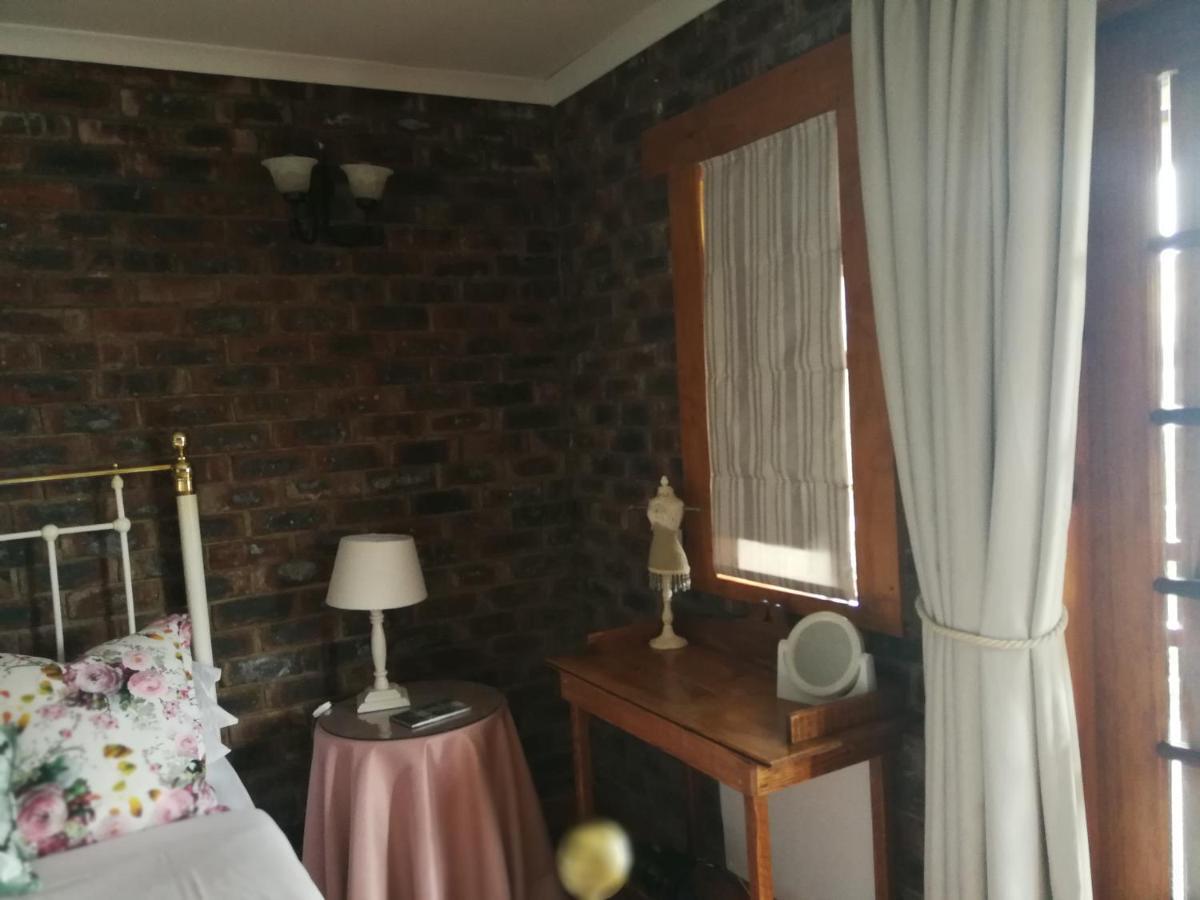 Clarens Cottages Esterno foto